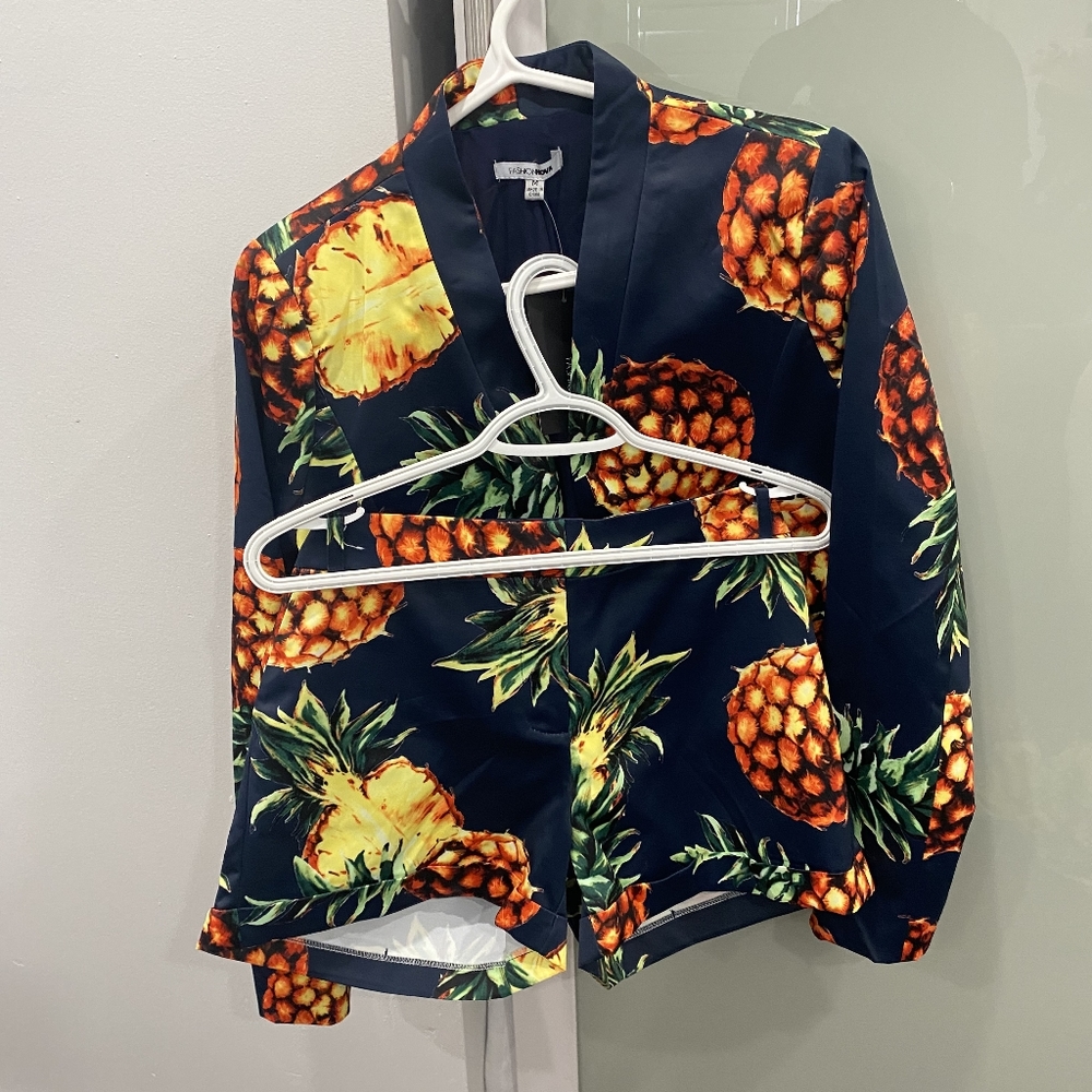 Fashion Nova - Sweet and Sour Blazer - Picture 3 of 7